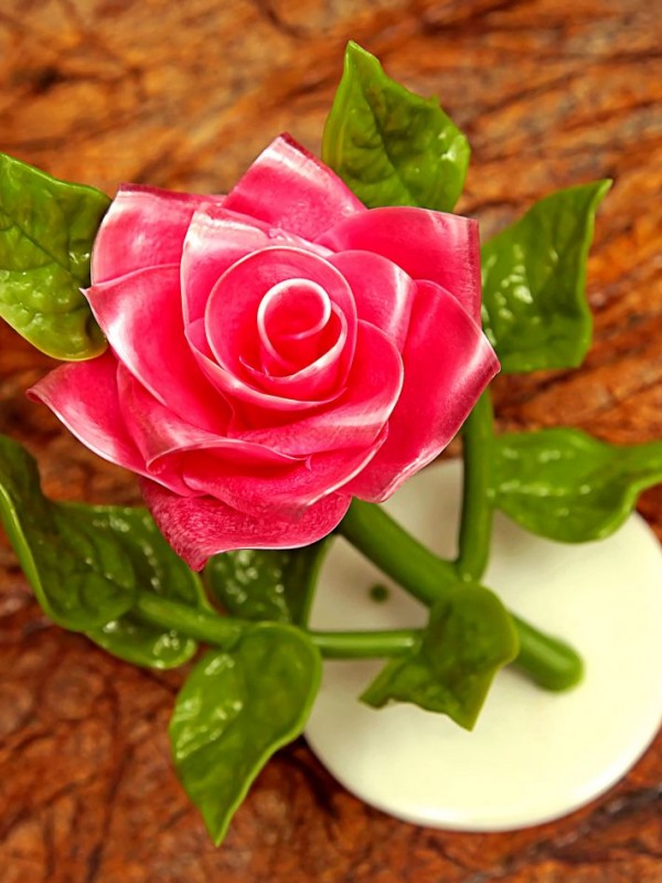 Роза на рассвете сатин