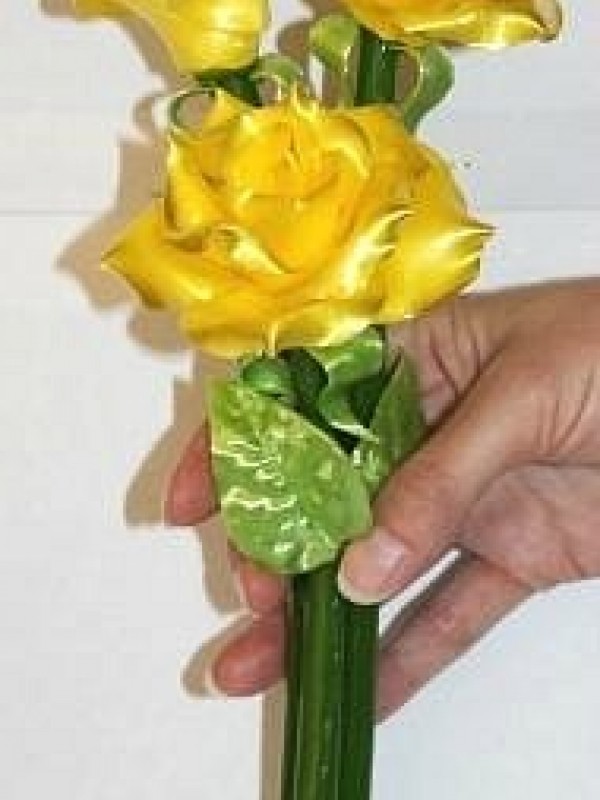 "Букет 3 розы" из карамели