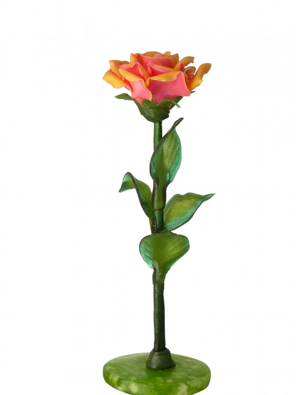 Красивая роза из карамели